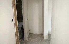 Apartament cu 3 camere, 50 mp, parter – încălzire în pardoseală, finisat la alb 