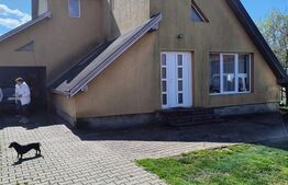 Casa de vanzare, cu 4 camere, 15 mp + 1283 mp teren - Dej