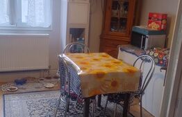 Apartament cu 2 camere, decomandat de vânzare – Zona UM