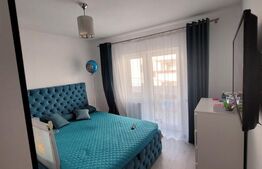 Apartament 3 camere, complet renovat, etaj 2,  – zonă centrala