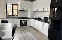 Apartament 3 camere, decomandat, curte 90 mp și 2 terase - Zona Lidl