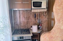 APARTAMENT 2CAMERE ,DECOMANDAT SITUAR  IN ZONA SEMICENTRALA