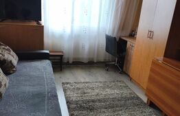 Apartament 3 camere, semidecomandat, 48 mp, balcon – Dealul Florilor, Dej