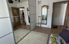 Apartament de vânzare – 4 camere, 85 mp, etaj 2, zonă centrală