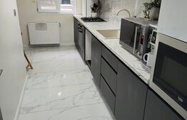 Apartament de vanzare, 3 camere, 100 mp - Balta