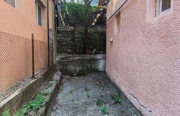 Casa 3 camere, 78 mp, 100 mp teren, zona Centrala