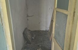 Casă de vânzare, 75 mp, teren 1.200 mp, zonă Nord-Vestică