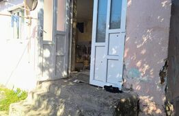 Casa de vanzare, 60 mp, zona Urisor 