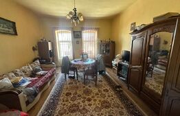 Casa de vanzare! 9 Camere, 200 MP, zona Florilor - Dej