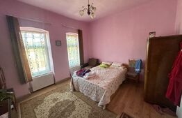 Casa de vanzare! 9 Camere, 200 MP, zona Florilor - Dej