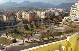 Apartament cu 3 Camere – Priveliște Panoramică, Bulevardul Decebal