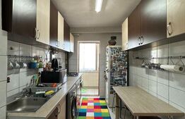 Apartament de vanzare, cu 2 camere, 49 mp, zona Nicolae Balcescu