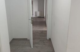 Apartament de vanzare, 3 camere, 122 mp, zona Str. Pietroasa-Deva