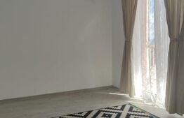 Apartament de vanzare, 3 camere, 122 mp, zona Str. Pietroasa-Deva