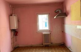 Apartament de vanzare, 4 camere, 78 mp, zona Astoria