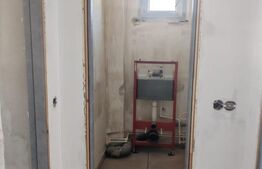 Apartament de vanzare, cu 4 camere, 85 mp, zona centrala