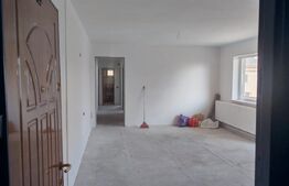 Apartament de vanzare, cu 4 camere, 85 mp, zona centrala