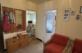 Apartament cu 3 camere, zona Progresul decomandat