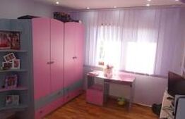 Apartament  de vanzare, cu 4 camere, 92 mp, zona ultracentrala