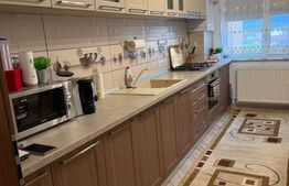 Apartament cu 2 camere decomandat, 87 mp, zona Primavera Residence