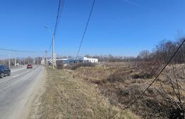 Teren intravilan,  3500 mp, pozitie strategică, Deva