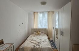 Apartament cu 4 camere,zona Progresul