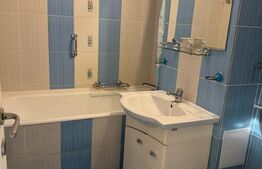 Apartament spatios cu 3 camere, decomandat, zona ultracentrala