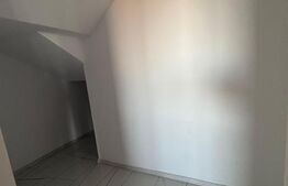 Casă 4 camere, 257mp, zona Zăvoi.