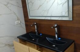 Casă 4 camere, 257mp, zona Zăvoi.