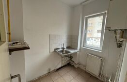 Garsonieră de vanzare, 27 mp, zona Micro 15