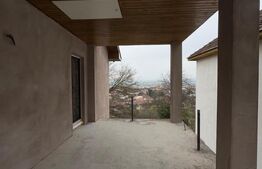 Apartament cu 3 camere, 120 mp, zona Cetății-Ansamblu rezidential