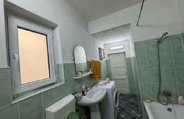 Casa de vanzare, cu 3 camere, 120 mp, 1080 mp teren, zona Simeria 