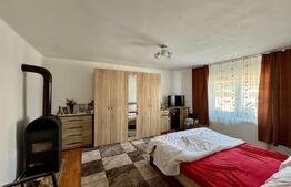 Casa de vanzare, cu 5 camere, 138 mp, zona Simeria