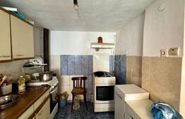 Casa de vanzare, cu 5 camere, 138 mp, zona Simeria