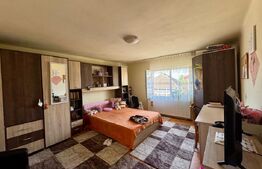 Casa de vanzare, cu 5 camere, 138 mp, zona Simeria