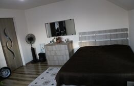 Casa de vanzare, cu 5 camere, 232 mp, în zona Tâmpa