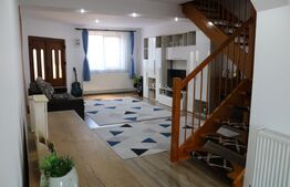 Casa de vanzare, cu 5 camere, 232 mp, în zona Tâmpa