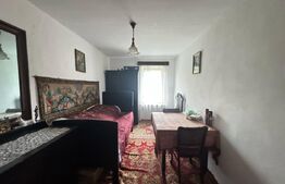 Casa de vanzare, cu 3 camere, 191 mp, la 3 km de Hațeg