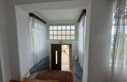 Casa de vanzare, cu 3 camere, 191 mp, la 3 km de Hațeg