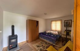 Cabana de vanzare, cu 2 camere, 56 mp + teren de 570 mp, zona Șoimuș, Deva