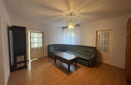 Casă de vanzare, cu 3 camere, 116 mp in Șoimuș