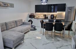 Casă de vanzare, cu două unități locative, 5 camere, 158 mp, zona Geoagiu