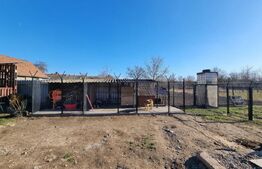 Casă de vanzare, cu două unități locative, 5 camere, 158 mp, zona Geoagiu