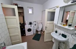 Casă de vanzare, cu două unități locative, 5 camere, 158 mp, zona Geoagiu