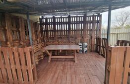 Casă de vanzare, cu două unități locative, 5 camere, 158 mp, zona Geoagiu