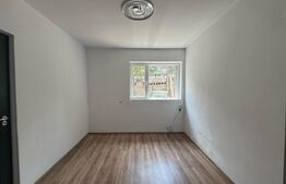 Casa cu 2 camere si cu o superba priveliste spre Castelul Corvinilor Hunedoara 