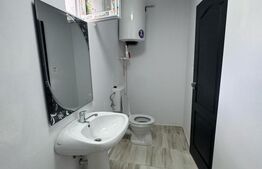 Casa cu 2 camere si cu o superba priveliste spre Castelul Corvinilor Hunedoara 