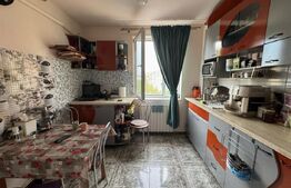 Apartament de vanzare, cu 3 camere decomandat, 61 mp, zona Progresul