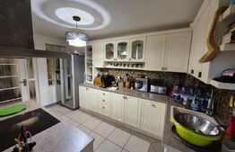 Apartament premium cu 4 camere, ultracentral – Design Personalizat