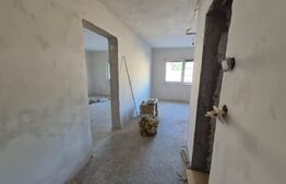 Garsonieră spațioasă de vânzare, etaj 2/4, zonă centrală – recent renovată